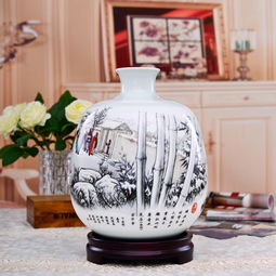 瓷博三顧茅廬 當(dāng)景德鎮(zhèn)陶瓷遇見(jiàn)千年智謀，創(chuàng)意花瓶點(diǎn)亮現(xiàn)代家居