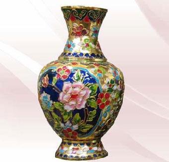 景泰藍 銅胎掐絲琺瑯，流光溢彩的民族瑰寶